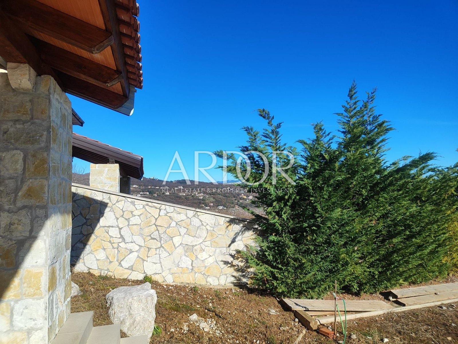 1706272648_03db7730-a7bb-4920-8733-911dbcd96e8b