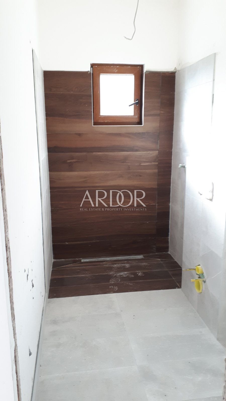 1706272742_a953a6a5-62bf-42bc-b5c4-6e49994ca76d