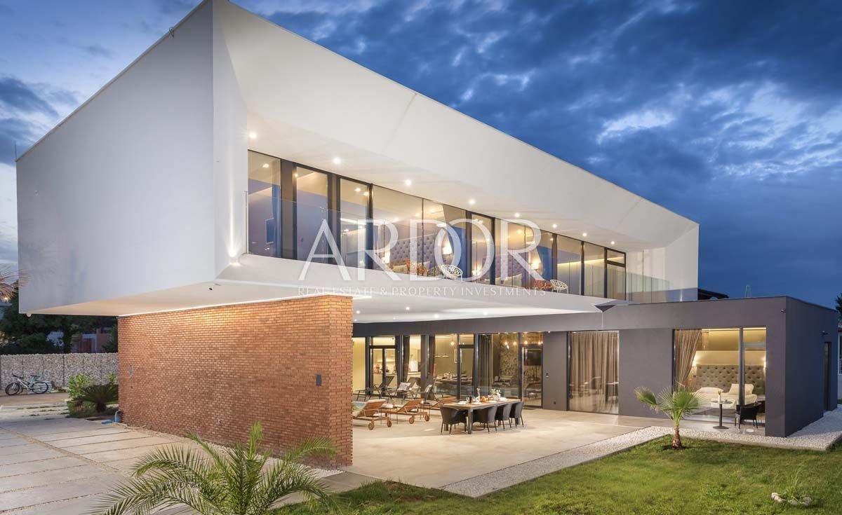 1706532249_1-219-1200-800-80