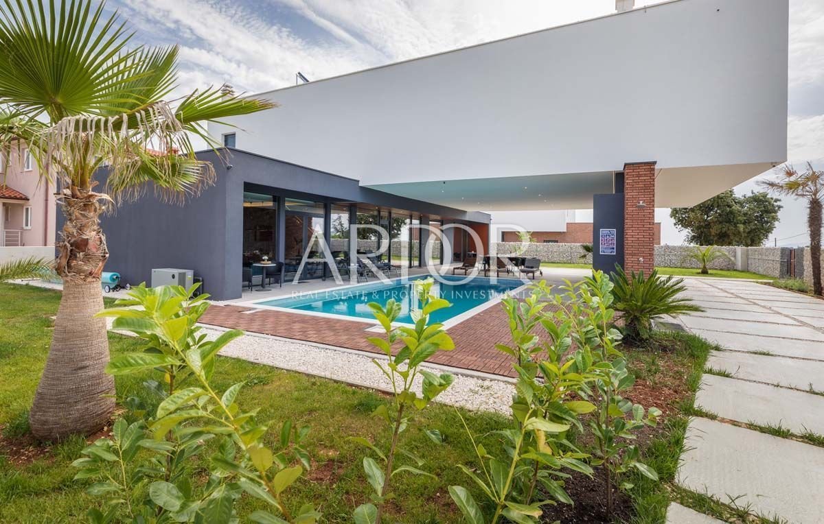 1706532262_4-222-1200-800-80