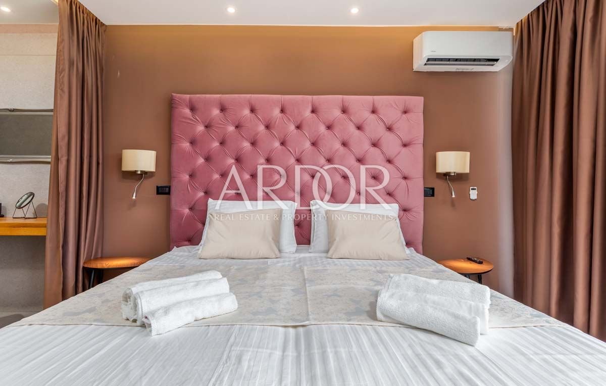 1706532271_5f1a1363_edit-251-1200-800-80