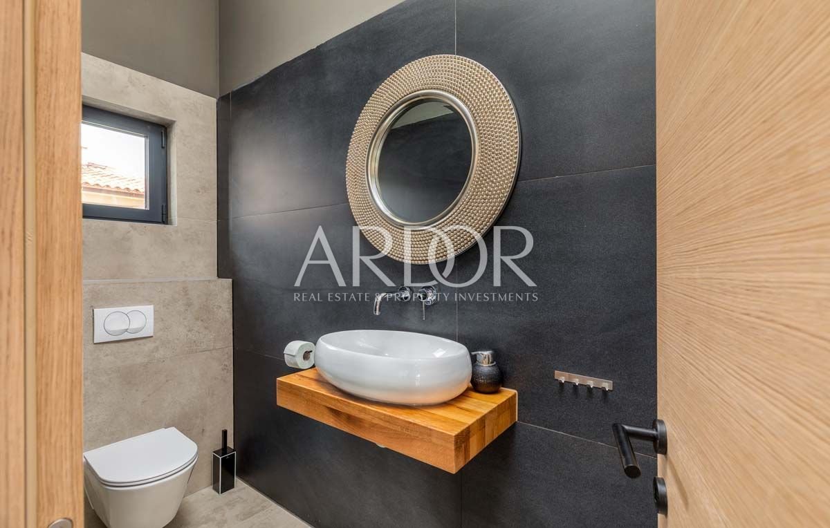 1706532298_5f1a1760_edit-266-1200-800-80