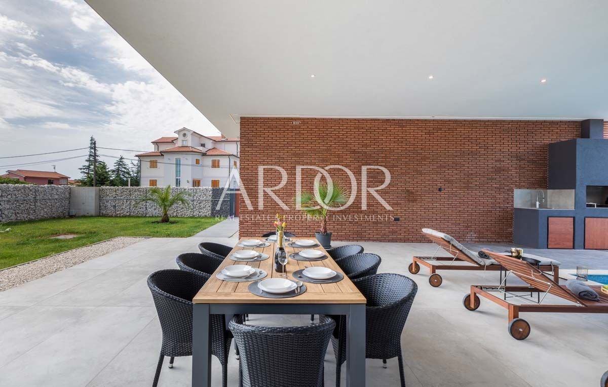 1706532331_19-237-1200-800-80