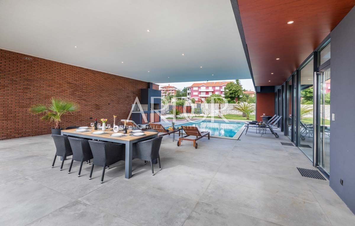 1706532335_21-239-1200-800-80