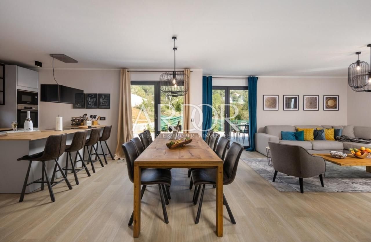 1708952065_322118993