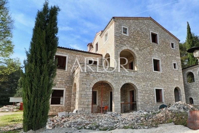 1709111256_kamena_kuca_slika7