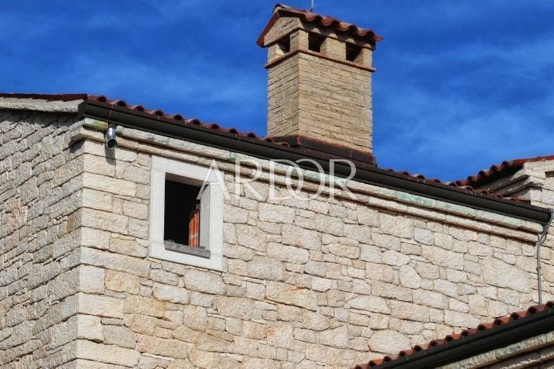 1709111293_kamena_kuca_slika20