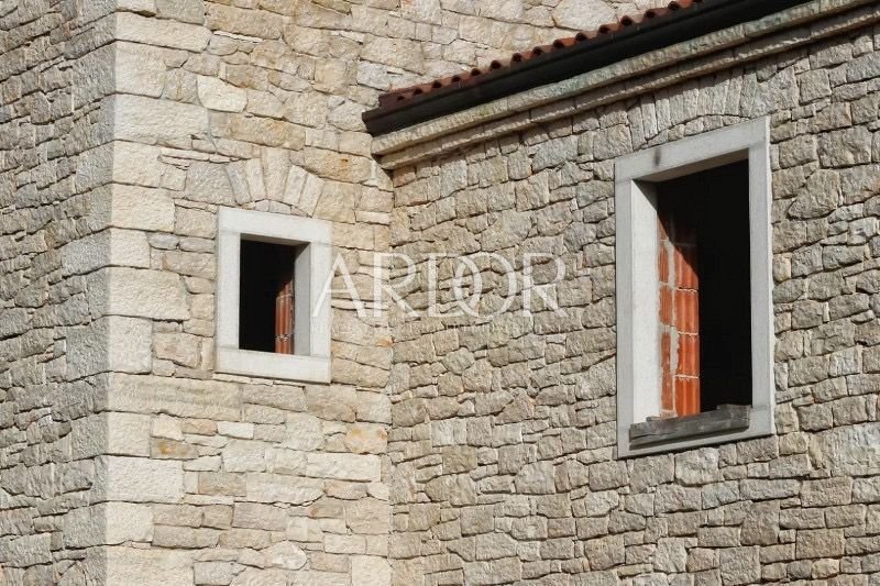 1709111295_kamena_kuca_slika21