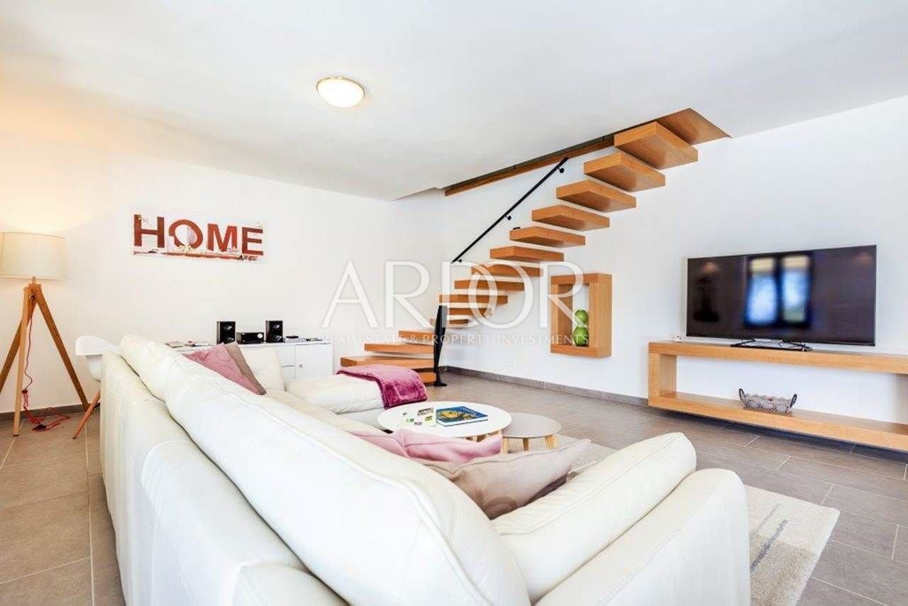 1709553373_thumbnail_img_1892