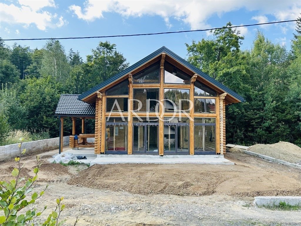 1710421124_img4998-271120231936047551