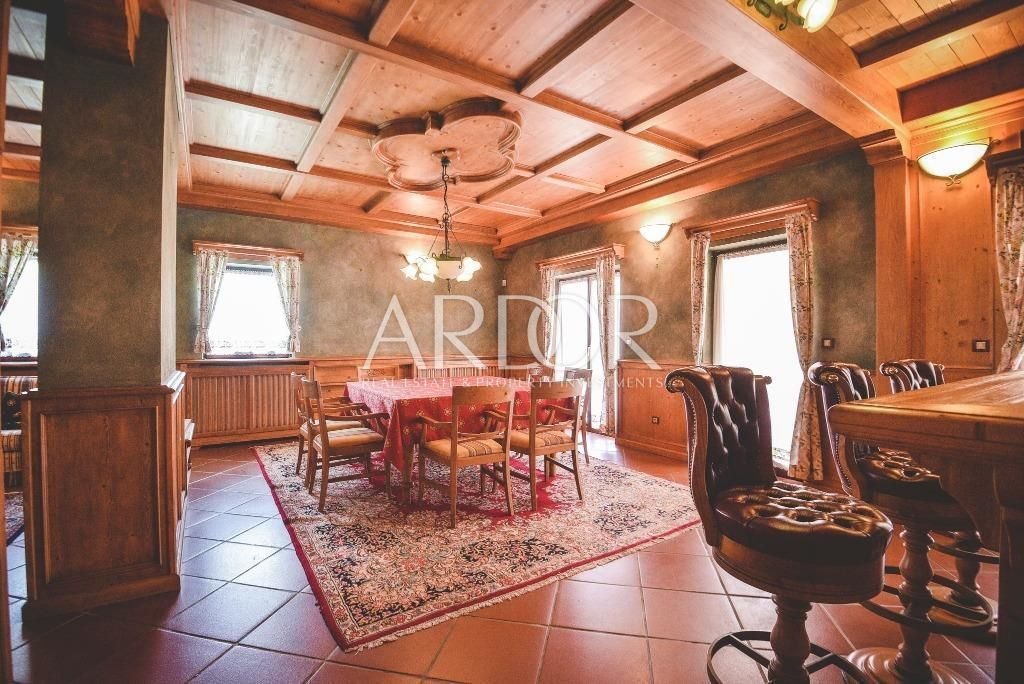 1711713920_trsat-house-posizione-superiore-335658