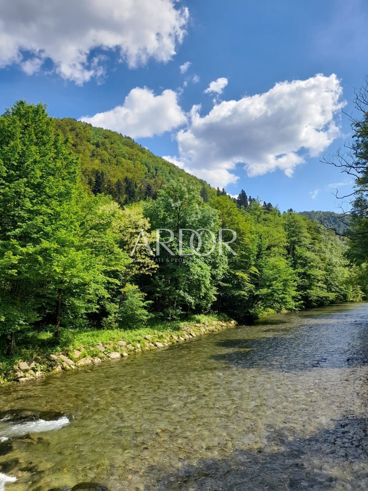 1715590618_whatsapp-slika-2024-05-13-u-10