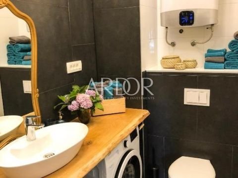 1718110178_thumb_1718099298_152224779