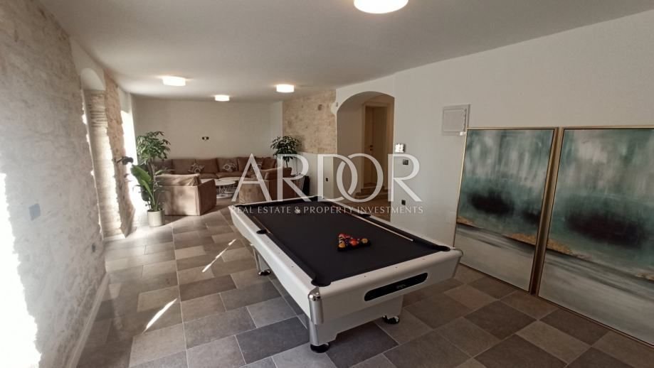 1718794322_pula-centar-villa-bazenom-slika-179885081