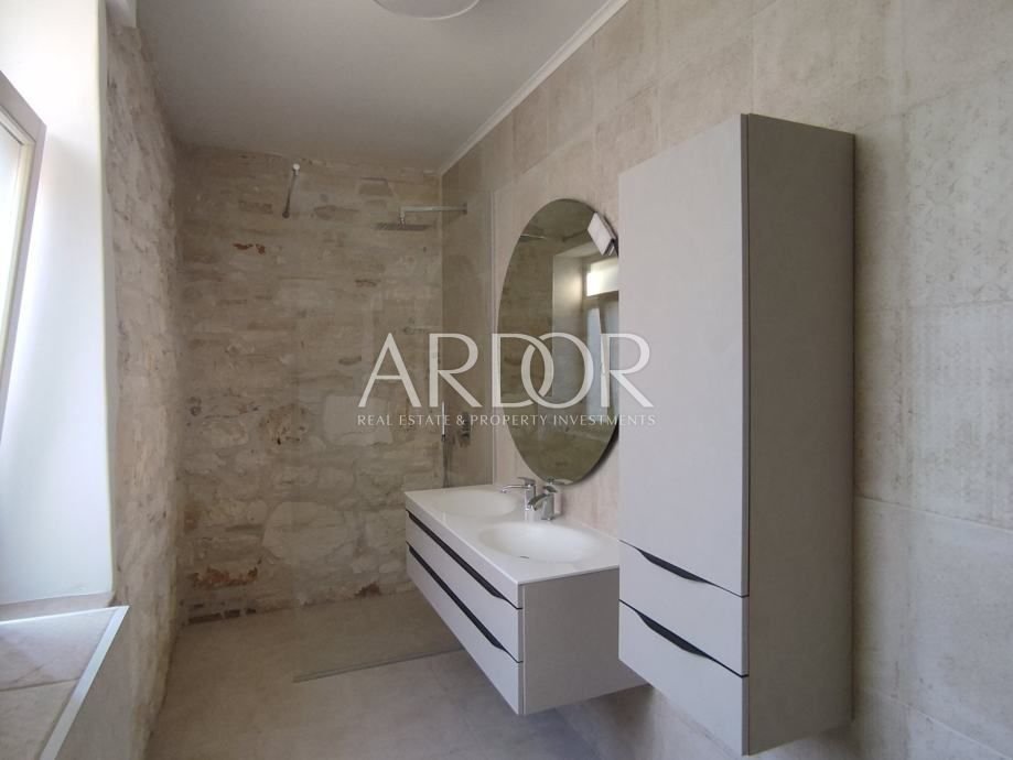 1718794331_pula-centar-villa-bazenom-slika-179885087