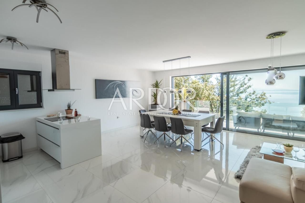 1720698883_292541358