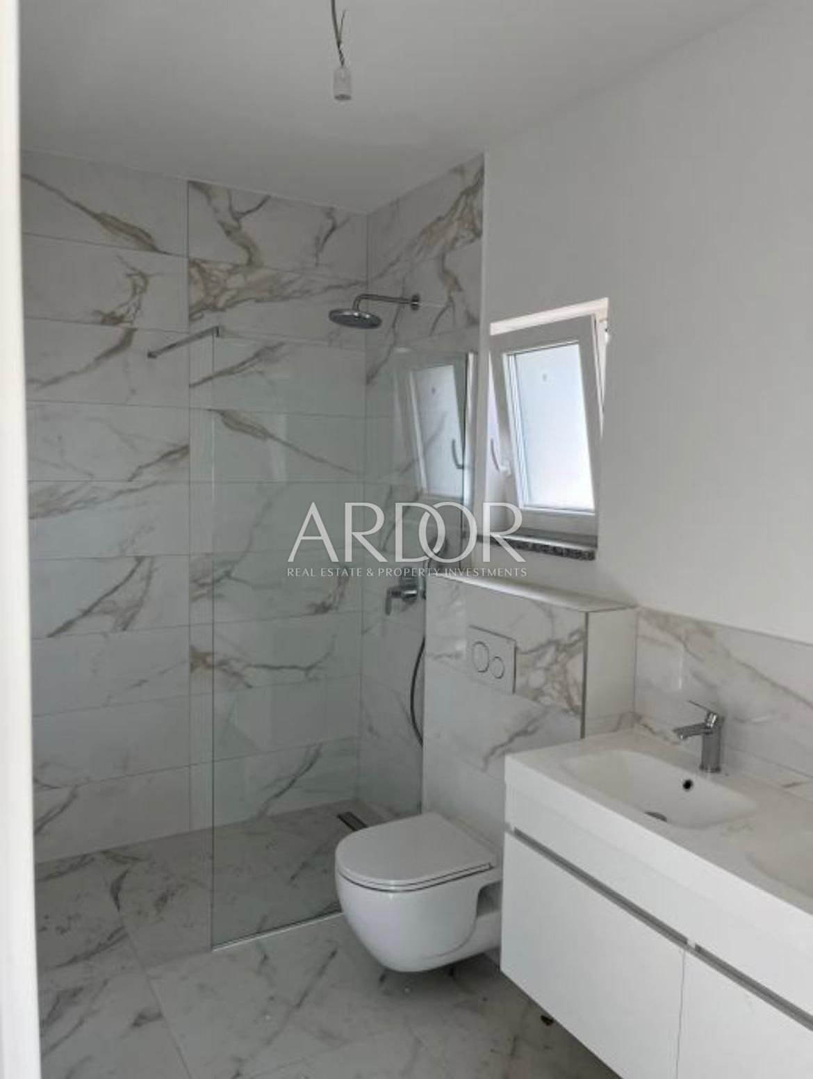 1723198381_whatsapp-slika-2024-08-09-u-12