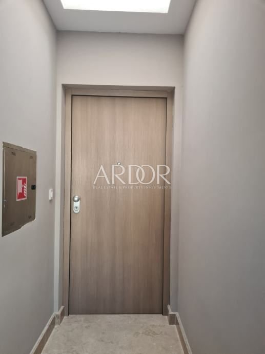 1747135074_opatija-strogi-centar-penthose-slika-241501313