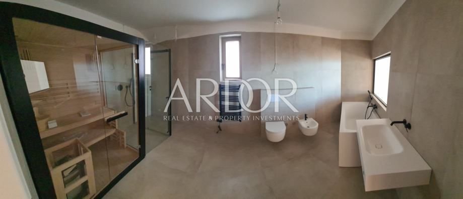 1747135086_opatija-strogi-centar-penthose-slika-241501319