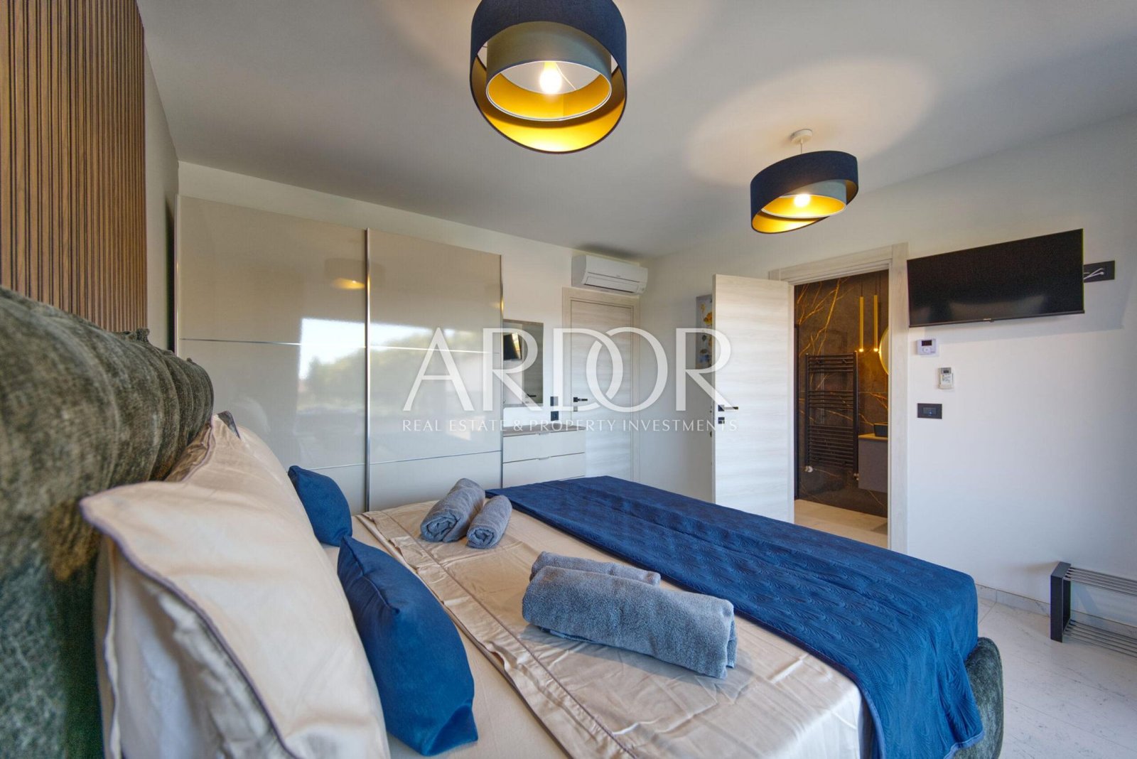 1731502392_villapieron_int