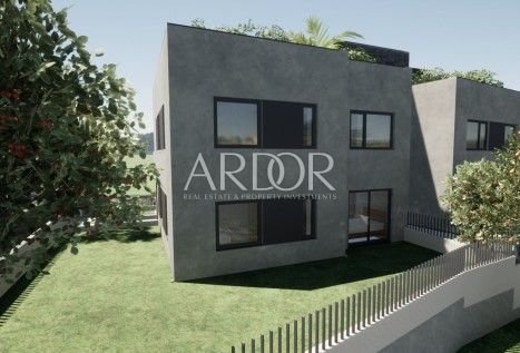 1759747600_thumb_531_56052_default_4byqy37s-1920x0