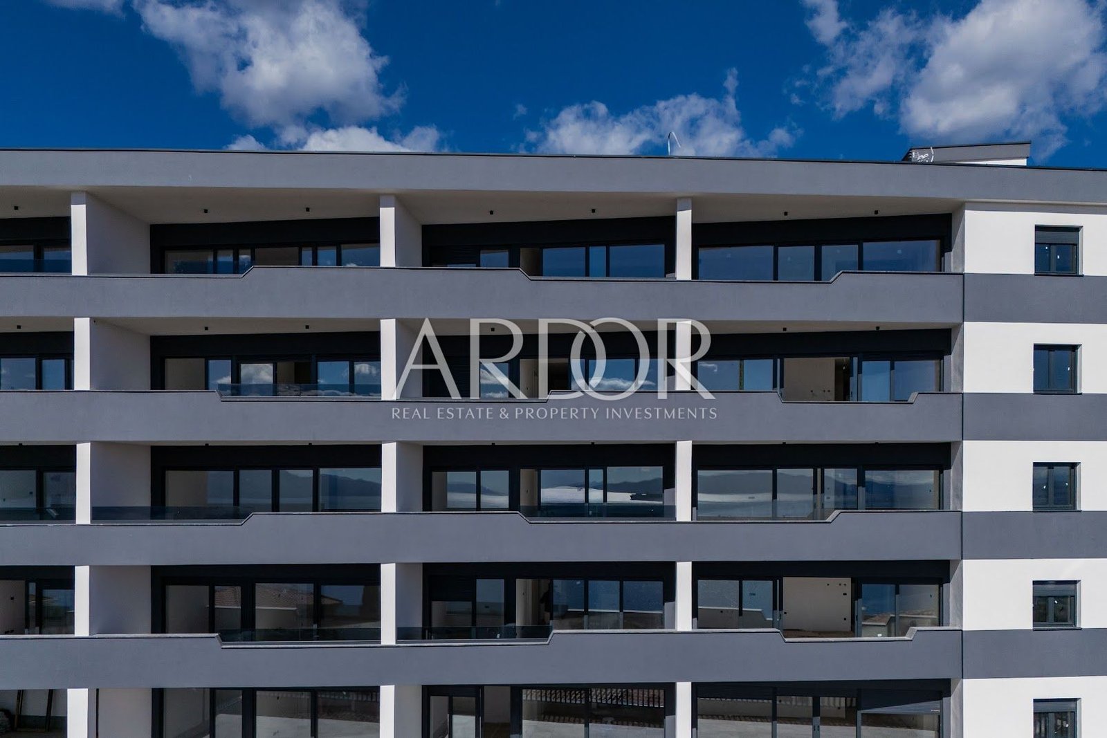 1759925323_kantrida-residence-22