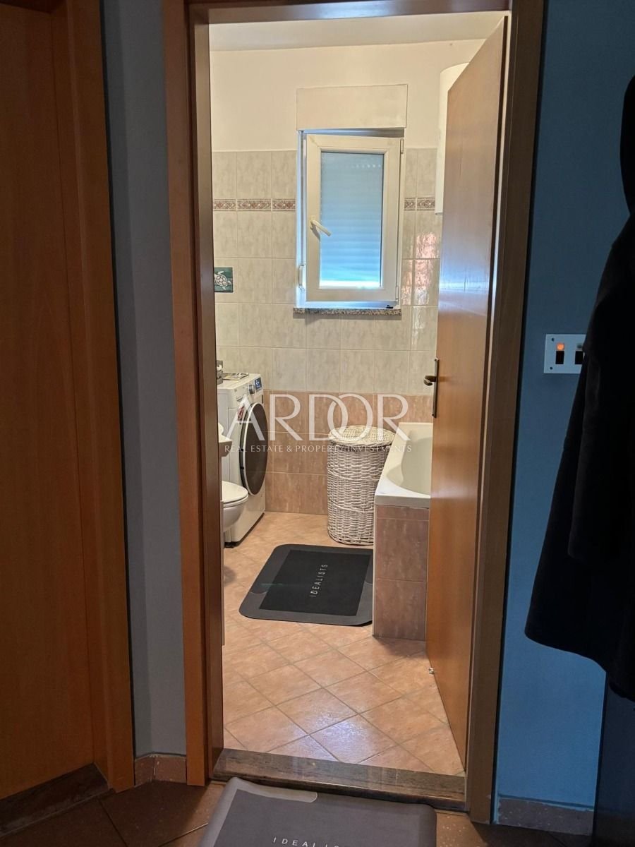 1761214962_prodaja-stana-srdoci-883914