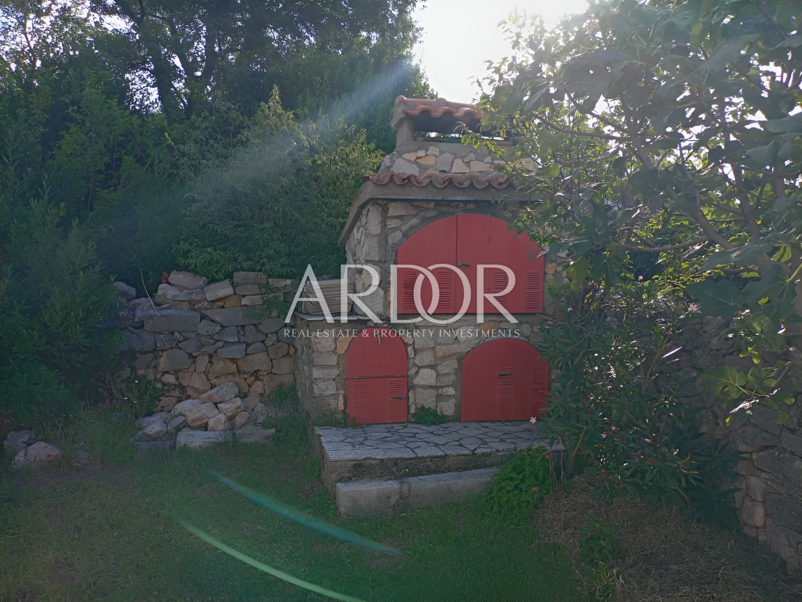 1702467093_bf3fb188-2d8a-4252-b909-73fee8a1e2f6