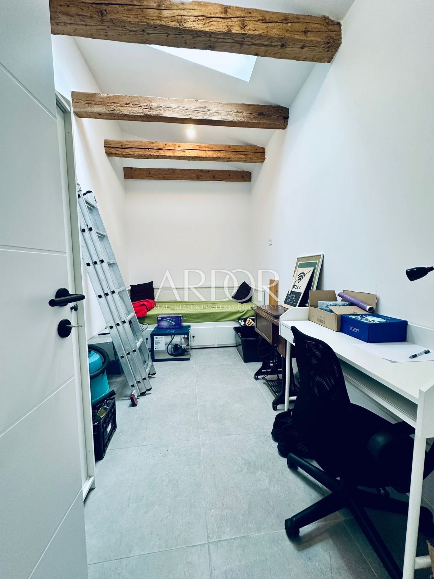 1714382205_whatsapp-slika-2024-04-27-u-12