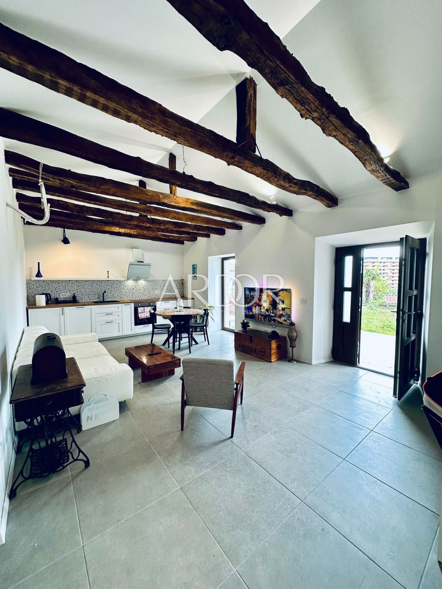 1714382219_whatsapp-slika-2024-04-27-u-12