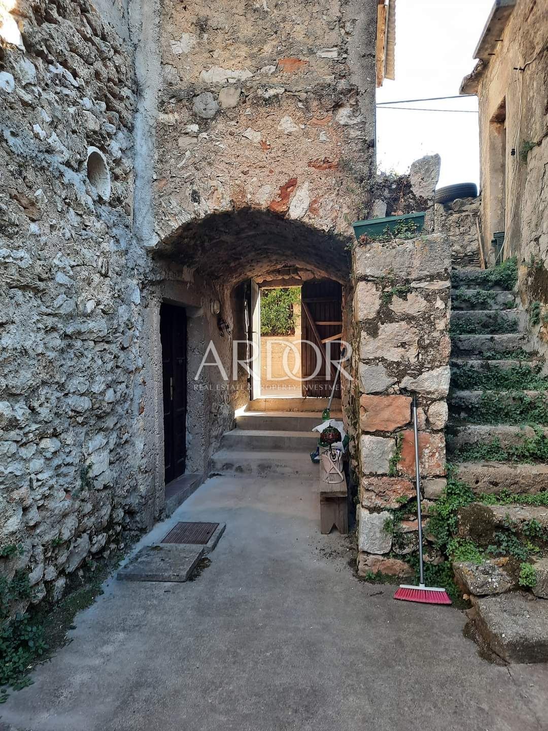 1762508258_whatsapp-slika-2025-11-06-u-09