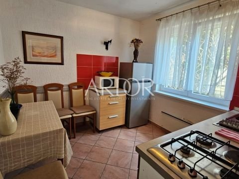 1763641709_thumb_1709811100_12