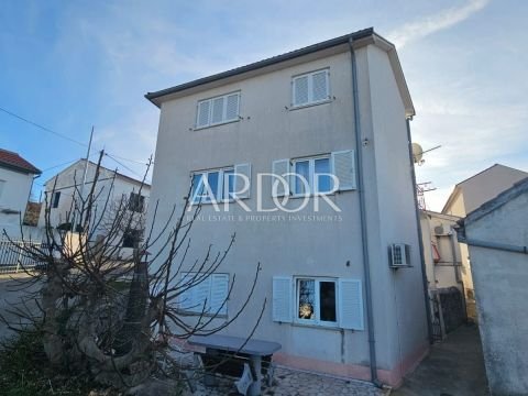 1763642467_thumb_1702892875_whatsapp-image-2023-12-18-at-10