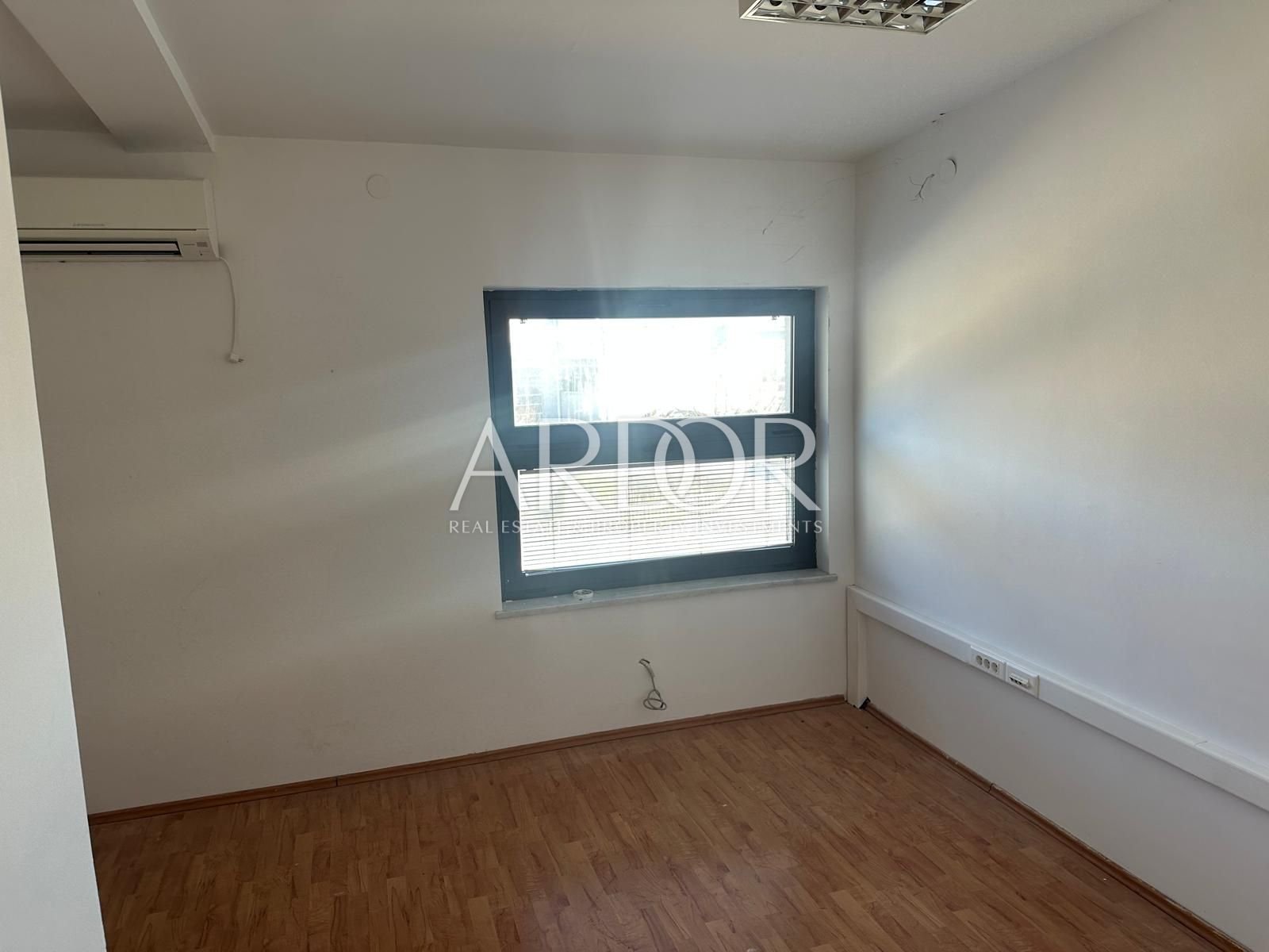 1769521792_whatsapp-image-2026-01-27-at-14