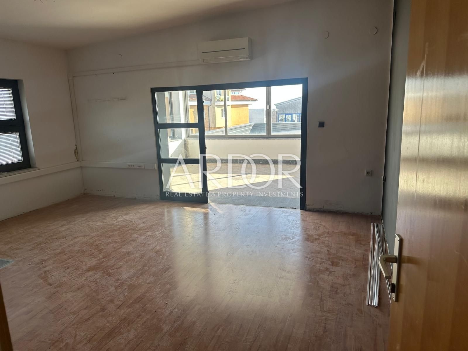 1769521800_whatsapp-image-2026-01-27-at-14