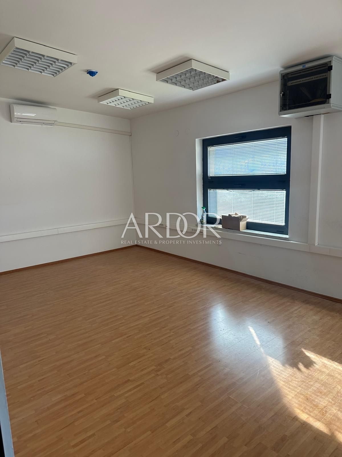 1769521806_whatsapp-image-2026-01-27-at-14