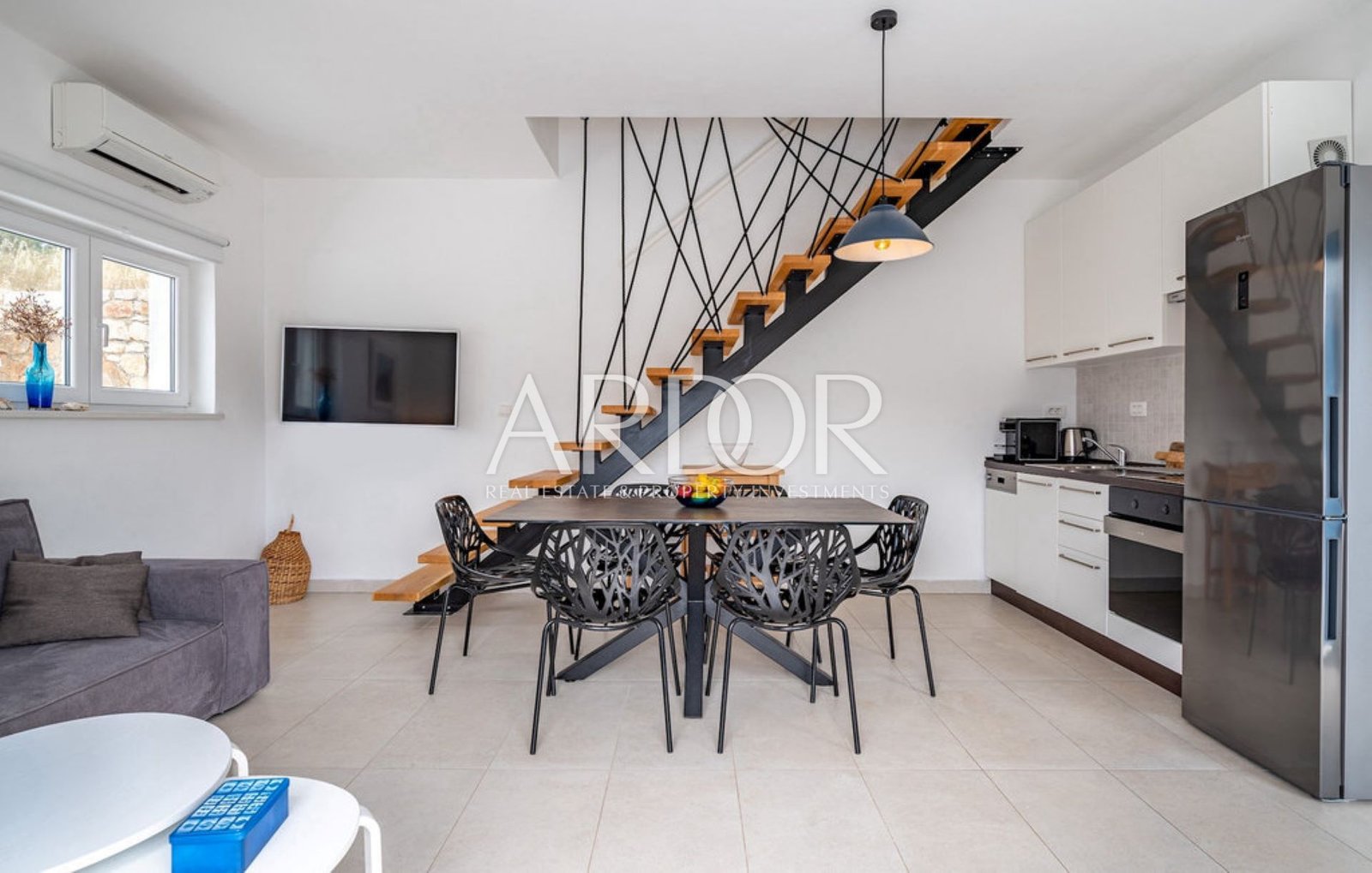 1771582068_cld628_kitchen_01