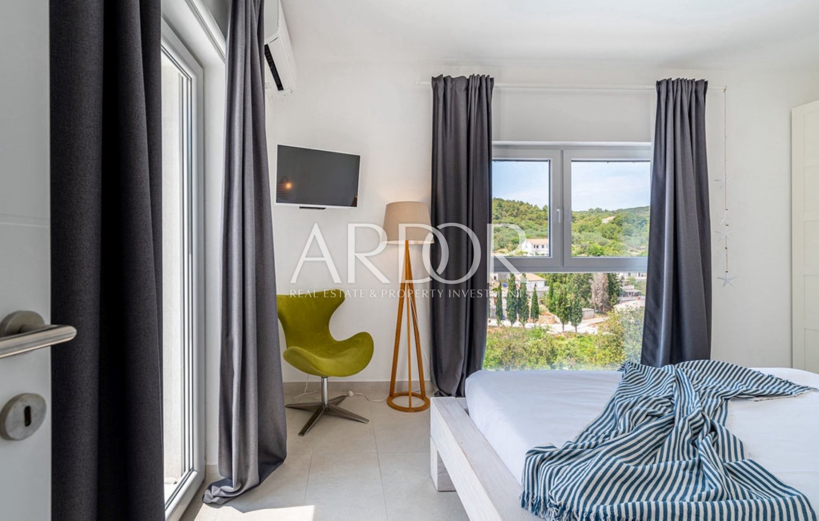 1771582079_cld628_bed_01