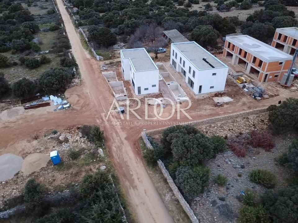 1772627742_whatsapp-image-2026-03-04-at-12