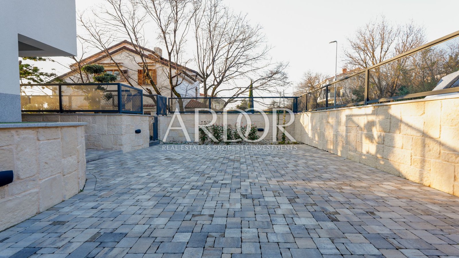 1774002770_dsc00909-hdr